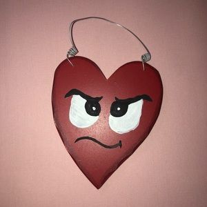Grumpy Love Handle